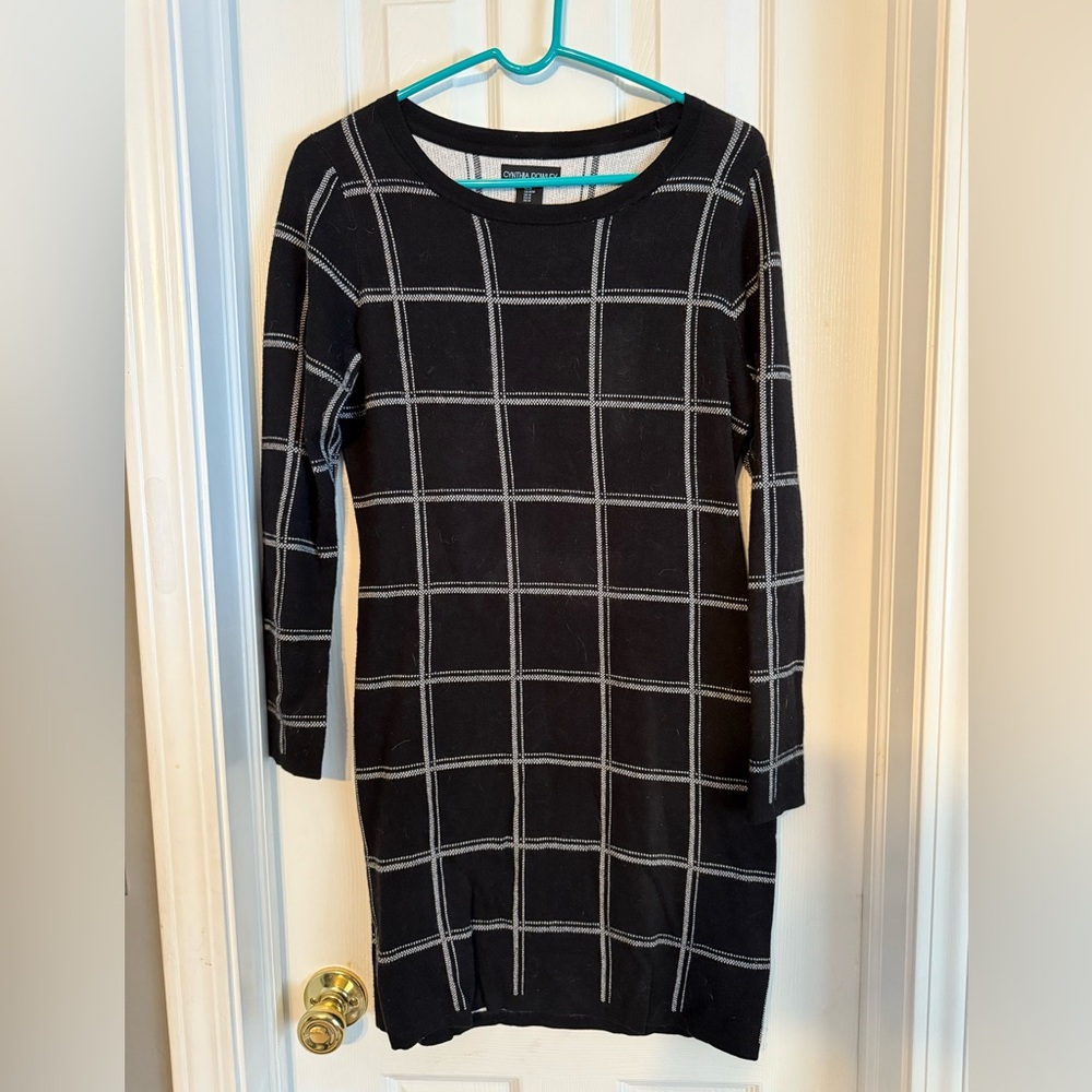 Black & White Knit Dress Medium